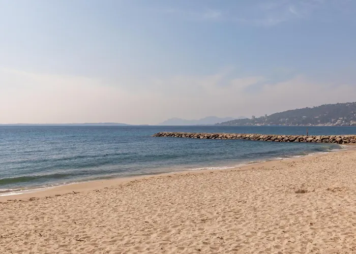 Eden Docteur Hochet 100 M Des Plages 3 Couchages Ou 4 Si 2 Enfants * Antibes